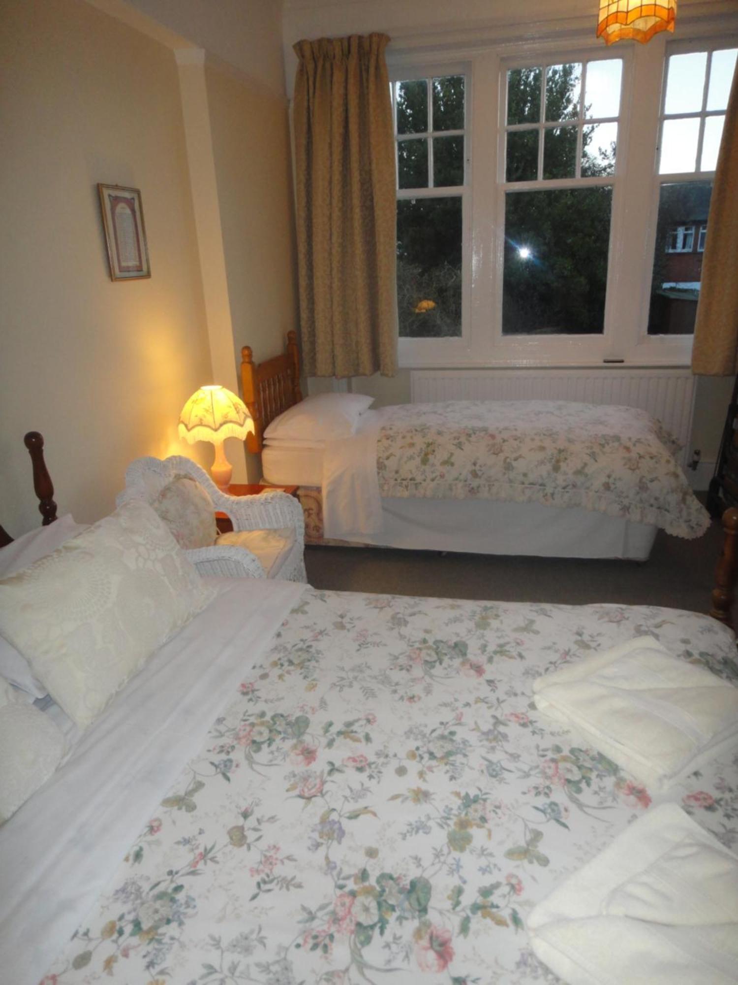 Beachy Rise Eastbourne Eksteriør bilde